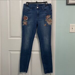 A.n.a flower embroidered jegging jeans